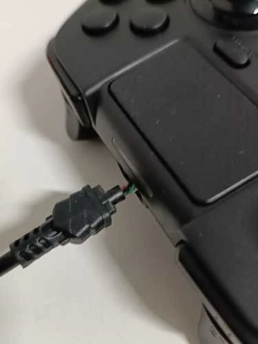 Ecost prekė po grąžinimo Krom Kaiser NXKROMKSR WIRED GAMEPAD, sukurtas konkurencijai (Atnaujinta)