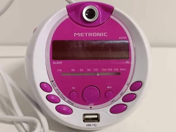 Ecost prekė po grąžinimo Metronic Miss Angel MP3 Radio / Radio Alarm Clock USB (Atnaujinta)