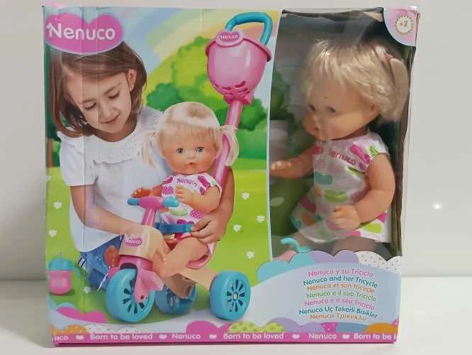 Ecost prekė po grąžinimo Nenuco and Her triratukas Baby Doll lėlė su miela suknele, rožinis triratukas (Atnaujinta)