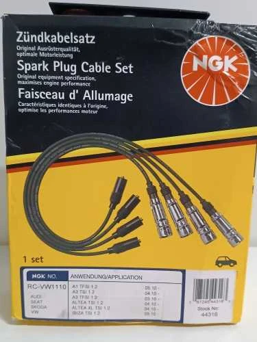 Ecost prekė po grąžinimo NGK 44316 Ignition Cable Set , juodas (Atnaujinta)
