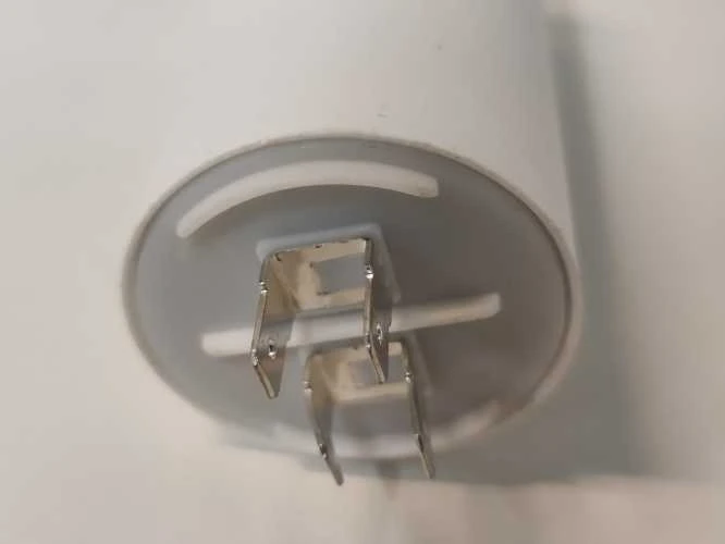 Ecost prekė po grąžinimo, Paxanpax Pld061 universalus kondensatorius 31,5Uf, 31,5Mfd, 450Vac (Atnaujinta)