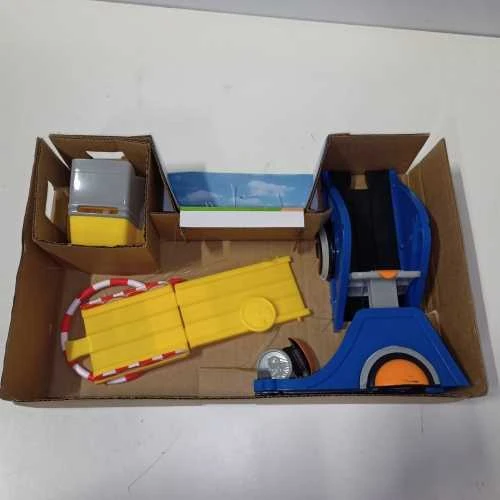 Ecost prekė po grąžinimo Ricky Zoom T20049A greičio ir triukų žaidimų rinkinys, spalvotas (Atnaujinta)