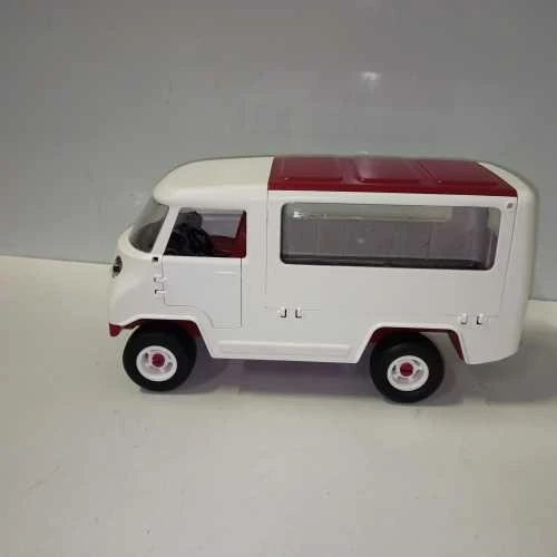 Ecost prekė po grąžinimo Schleich 42370 Mobilus veterinaras su Hanoverių veislės kumeliukais (Atnaujinta)