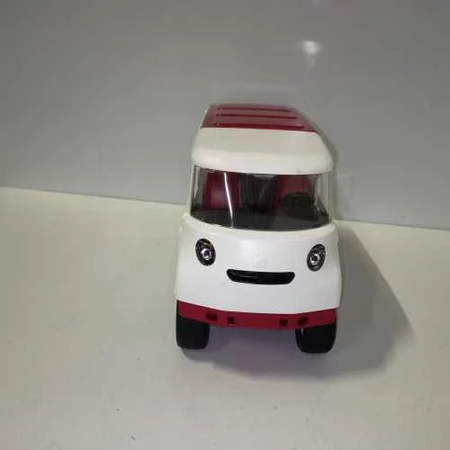 Ecost prekė po grąžinimo Schleich 42370 Mobilus veterinaras su Hanoverių veislės kumeliukais (Atnaujinta)