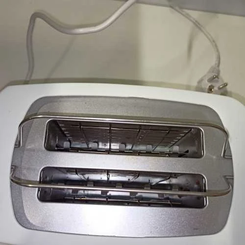 Ecost prekė po grąžinimo Severin AT 2286 Tostapane Automatico per panini croccanti e Toast Perfettam (Atnaujinta)