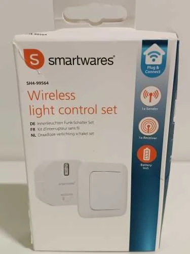 Ecost prekė po grąžinimo Smartwares Pugir & Connect namų rinkinys, skirtas belaidžiui apšvietimui (Atnaujinta)