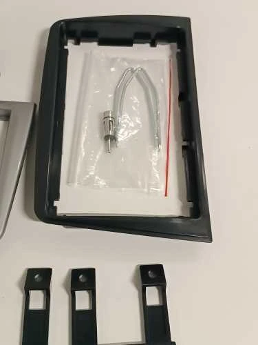Ecost prekė po grąžinimo Sound Way 1 DIN / 2 DIN automobilių radijo fasadų rėmas, antenos adapteris (Atnaujinta)