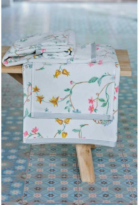 Pip Studio Rankšluostis Les Fleurs Baltas Rankšluosčio dydis - 70x140 cm