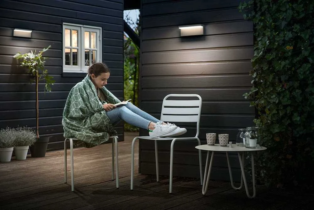SIENINIS ŠVIESTUVAS BUSTAN 915005378301 LED 9W | Philips