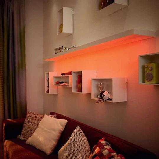 Banda LED RGB Philips myLiving, 17W, 220-240V, 260 lm, lumina albasicolor (2700-6500K), IP20, cu variator si comutator, 5 metri