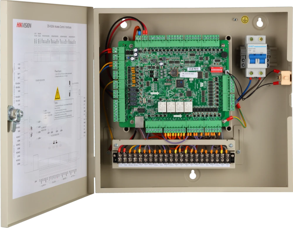 PRIEIGOS KONTROLERIS DS-K2604T Hikvision