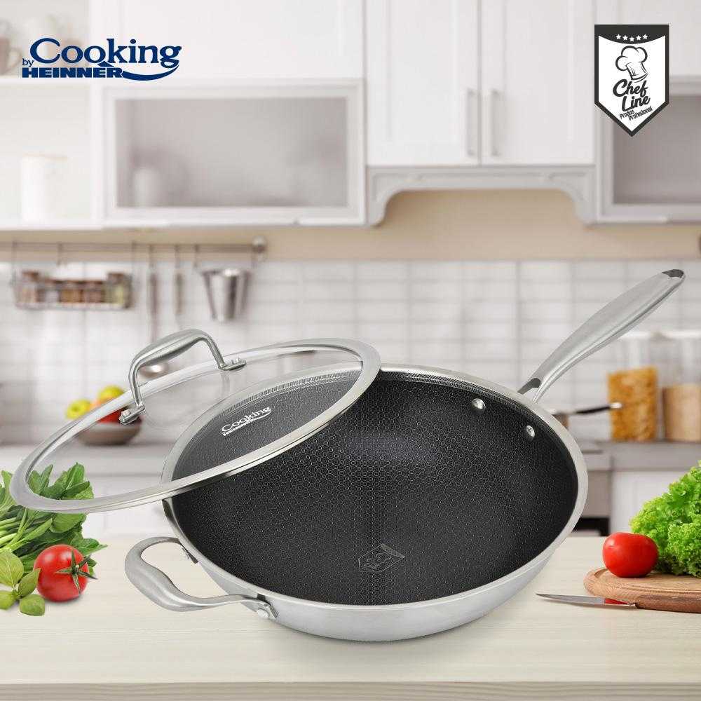NERŪDIJANČIO PLIENO WOK LINIJA + STIKLINIS DANGTELIS 30X8,5 CM, 4,5 L, TITANIUM 3, COOKING BY HEINNER