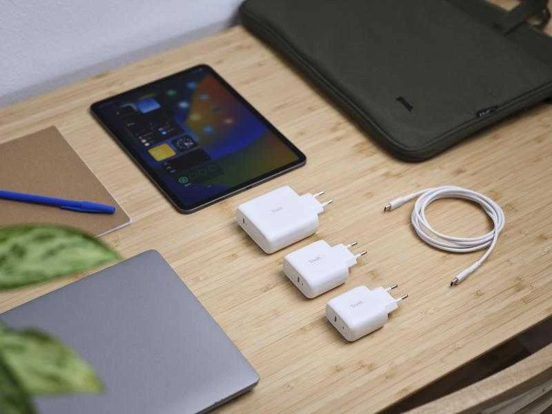 Adapteris Lādētājs Trust Maxo 65W USB-C Charger Baltas