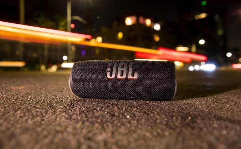Belaidė kolonėlė JBL Flip 6 juoda