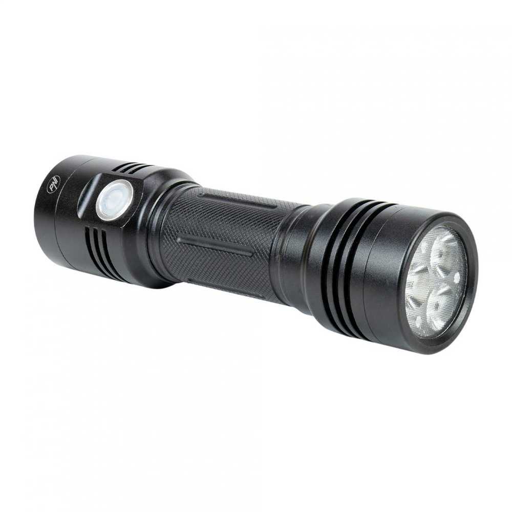 Aliumininis PNI Adventure F200 dvigubas LED žibintuvėlis, 4000mAh baterija ir micro USB jungtis, 3 LED su plačia diafragma ir vienas su fokusavimo funkcija, abu turi 3 galios lygius