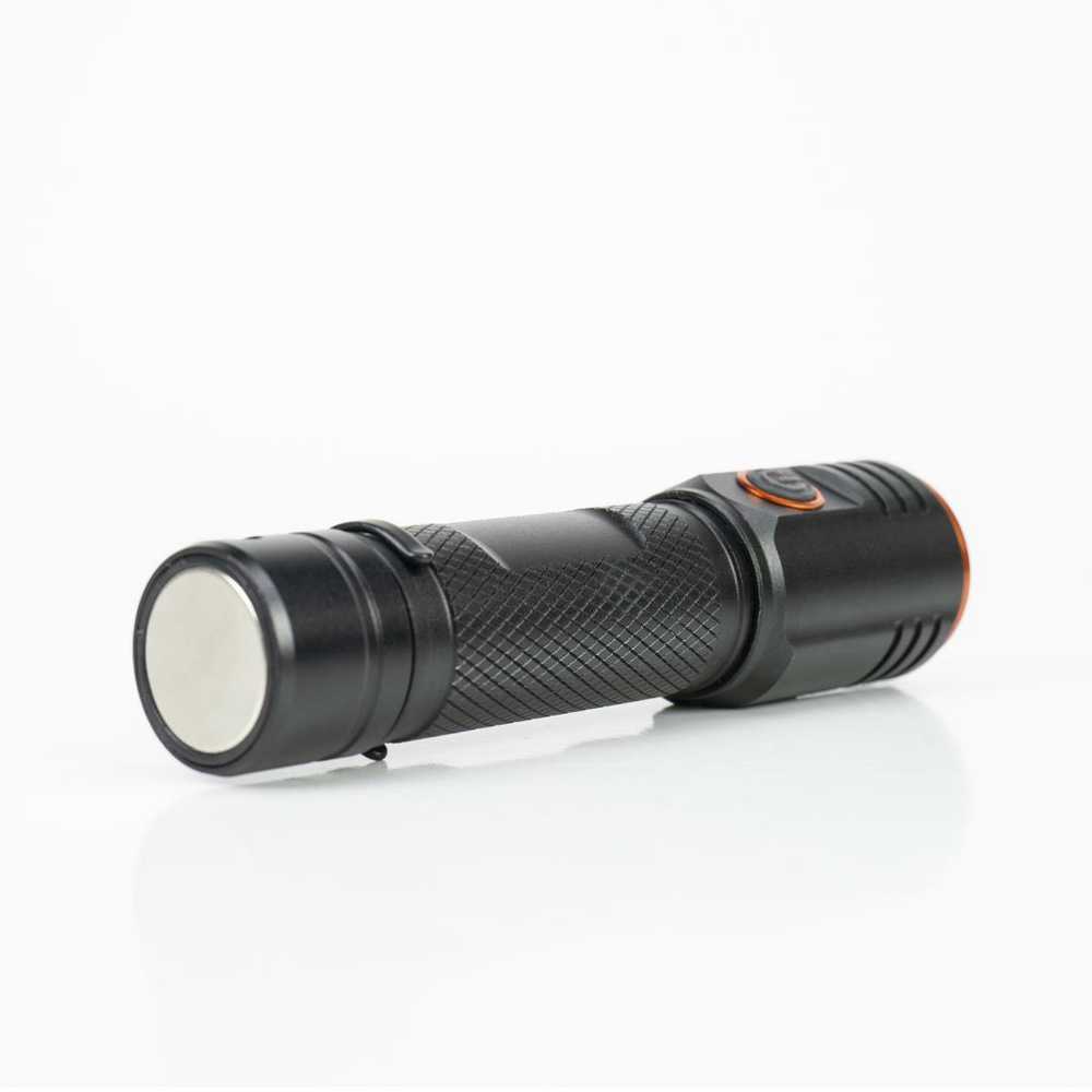 PNI Adventure F650 LED žibintuvėlis su 20W LED, 2000lm, aliuminis, IPX6, baterija pridedama, USB C tipo įkrovimas