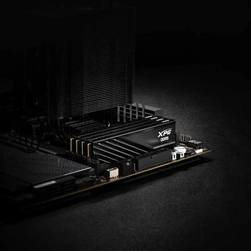 XPG Lancer Blade juoda RAM atmintis kompiuterio plokštėje