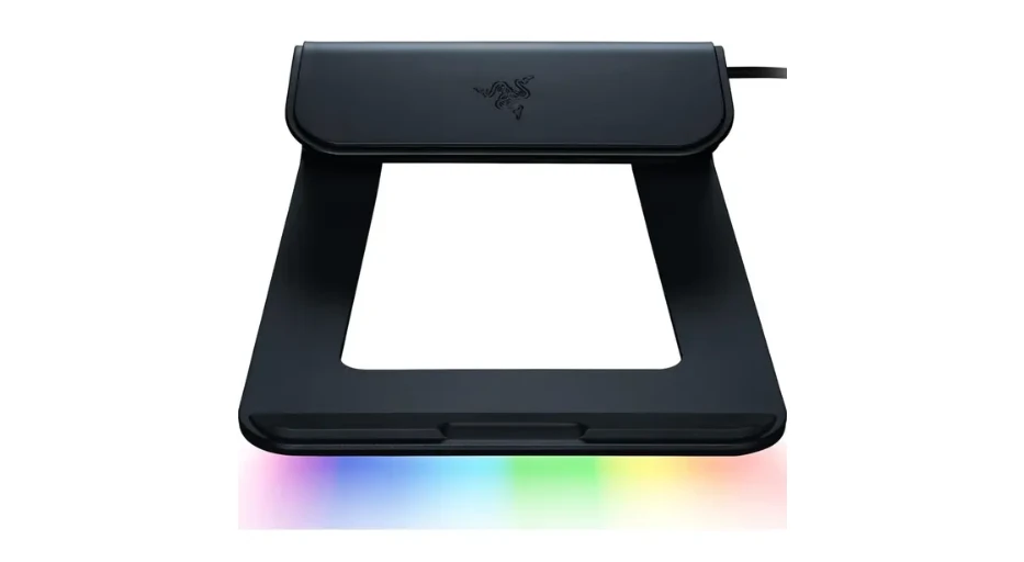 Razer | 17 " | Nešiojamas kompiuteris Stand Chroma V2 | Juodas