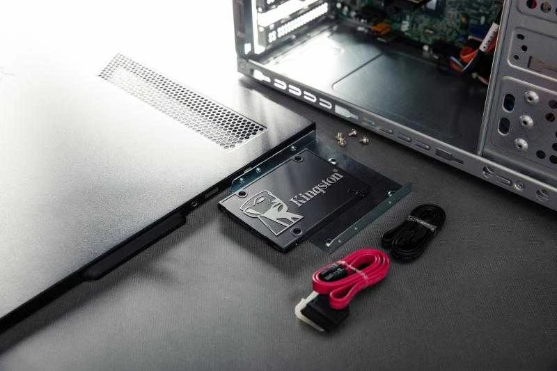 KINGSTON 256GB SSD KC600 SATA3 2.5"