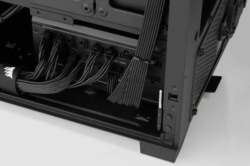Corsair visiškai modulinis 80 PLUS platininis SFX maitinimo šaltinis (ES) | SF serija SF850 | 850 W