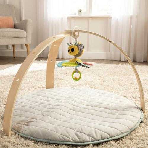 Tomy TOMY Lamaze Pola Bee pakabukas L27495