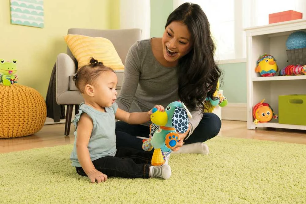 *****TOMY Lamaze šuniuko pakabukas L27023****