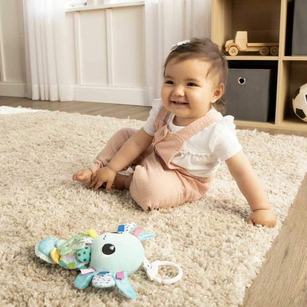 Lamaze Alise the Axolotl žaislas su kūdikiu