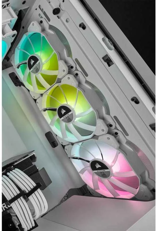 Corsair | 120 mm Baltas PWM ventiliatorius, trigubas paketas su apšvietimo mazgu CORE | iCUE SP120 RGB ELITE našumas | Dėklo ventiliatorius