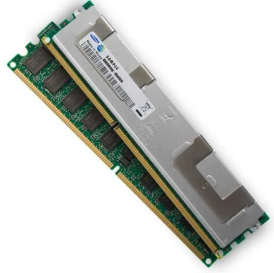 Samsung DDR4 32GB ECC atminties modulis su metaline plokštele