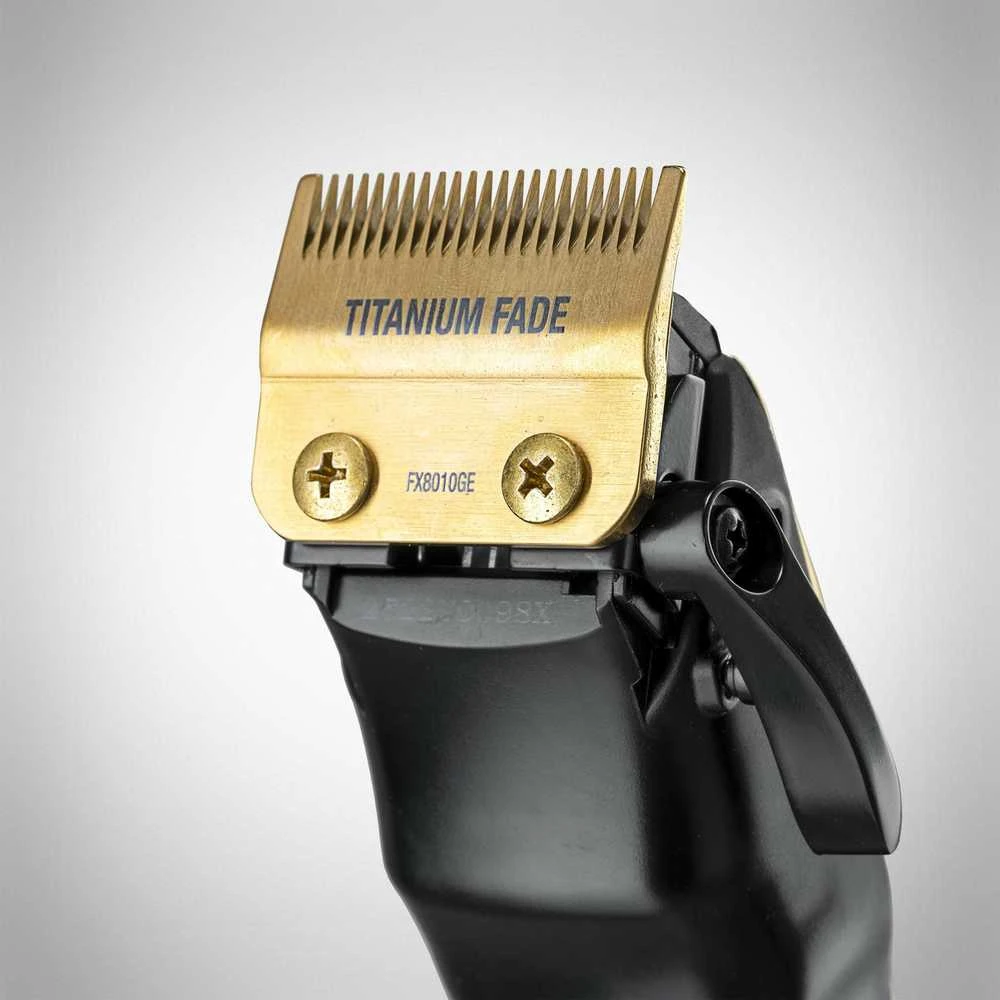 Plaukų ir barzdos kirpimo mašinėlė BaByliss PRO 4 Artists Lo-ProFX Clipper Gold FX825GE, aukso spalvos