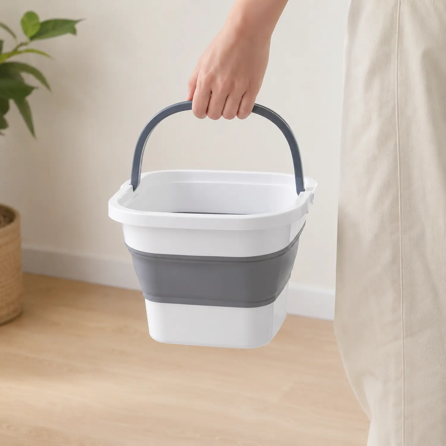 Extralink Juodas Forest, Portable travel bucket, 10L, foldable silicone bucket, camping aprašymas - Prekės nuotrauka