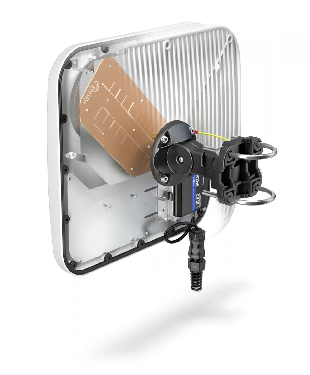 Antena QuWireless QuWireless QuMax XR AXRLH | Antena LTE | dla Teltonika RUT240/950/955/X09/X11 aprašymas - Prekės nuotrauka Antena QuWireless QuWireless QuMax XR AXRLH | Antena LTE | dla Teltonika RUT240/950/955/X09/X11 aprašymas - Prekės nuotrauka