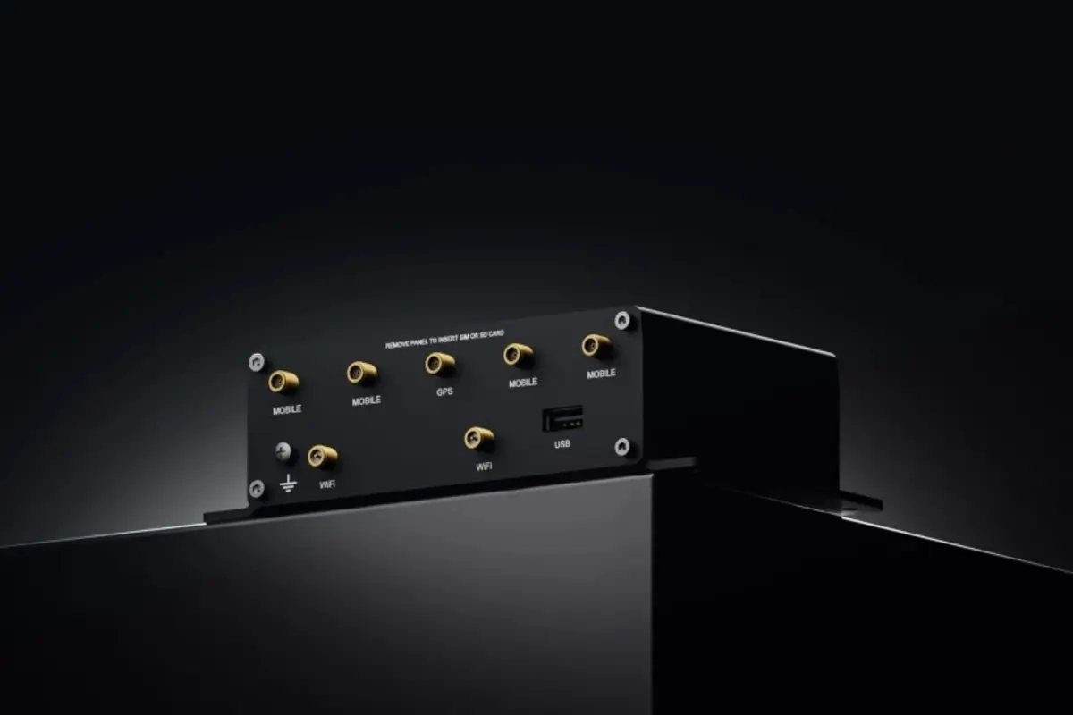 teltonika-atrm50-5g-router-4x-m12-gbe
