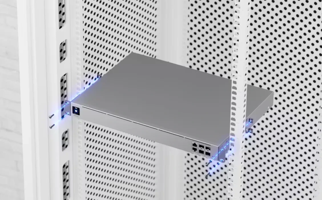Ubiquiti EFG Enterprise Fortress Gateway Maršrutizatorius, 2x SFP28, 2x SFP+, 2x 2.5 GbE RJ45 aprašymas - Prekės nuotrauka