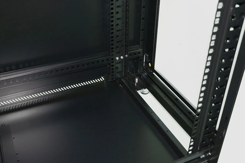 EXTRALINK 32U 600X800 stovima spintelė juodas