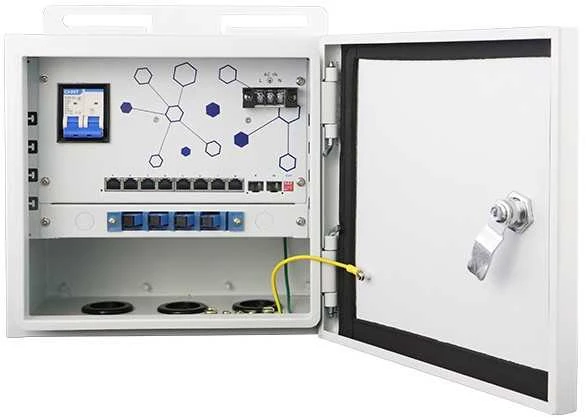 Šakotuvas Extralink atlasas | Išorinis PoE jungiklis | 8x RJ45 1000Mb/s PoE, 2x SFP, 120W, aktyvus aušinimas