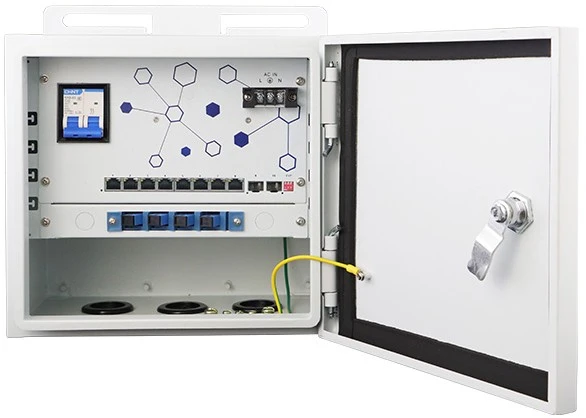 Šakotuvas Extralink atlasas | Išorinis PoE jungiklis | 8x RJ45 1000Mb/s PoE, 2x SFP, 120W, aktyvus aušinimas