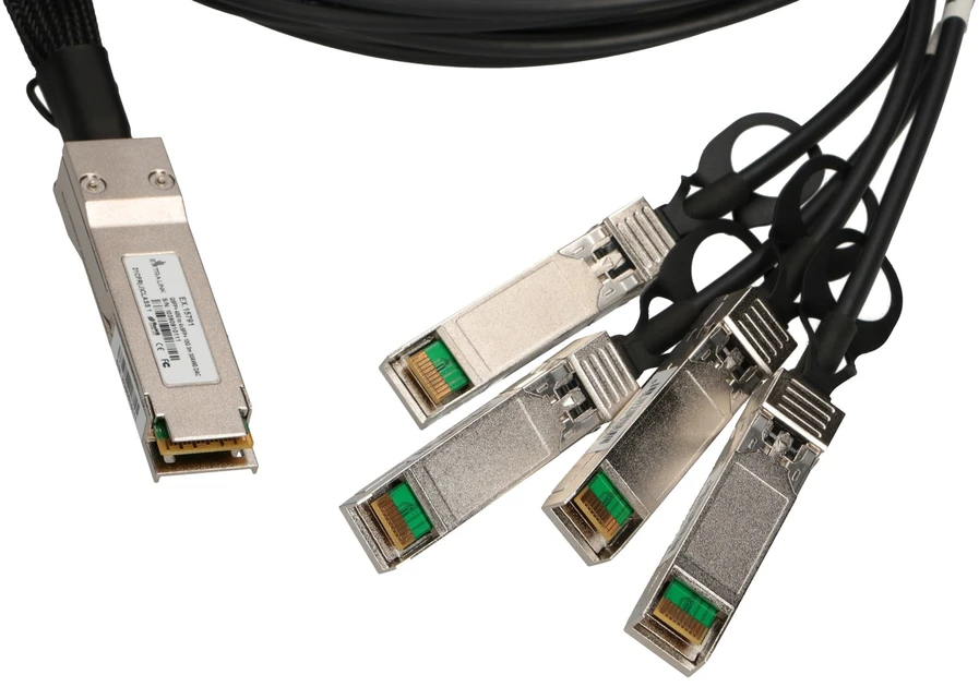 Šakotuvas Extralink QSFP+ DAC | QSFP+ kabelis | DAC, 40Gbps iki 4x 10Gbps 3m, 30AWG