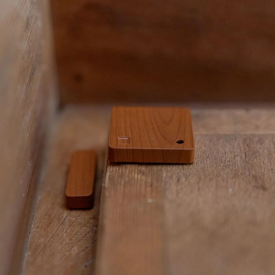 Shelly Blu durų ir langų atidarymo jutiklis – Bluetooth – rudas