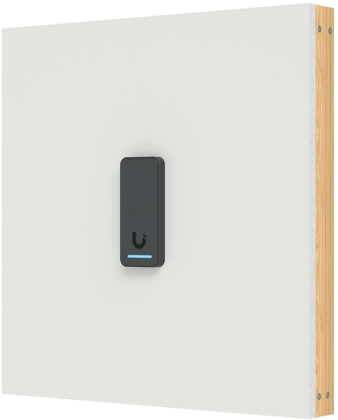 „Ubiquiti Compact“ – antros kartos NFC kortelių skaitytuvas ir išėjimo prašymo įrenginys, palaikantis durų atrakinimą ranka pamojuojant.