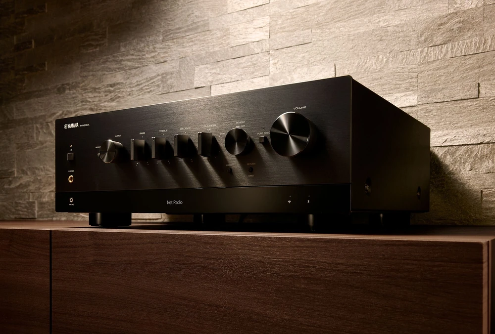 Stereo stiprintuvas Yamaha R-N800A