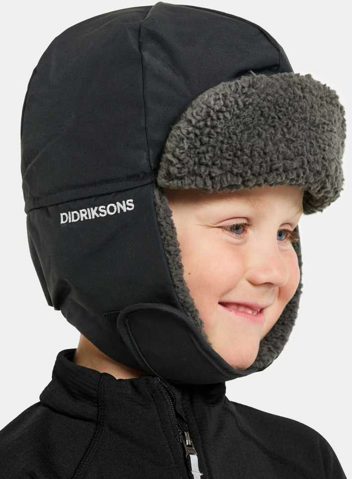Didriksons žieminė kepurė Biggles Cap C - Juodas