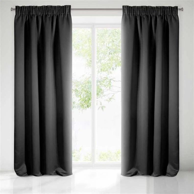 Eurofirany Užuolaida Logan Blackout juoda, juosta 135x270 cm