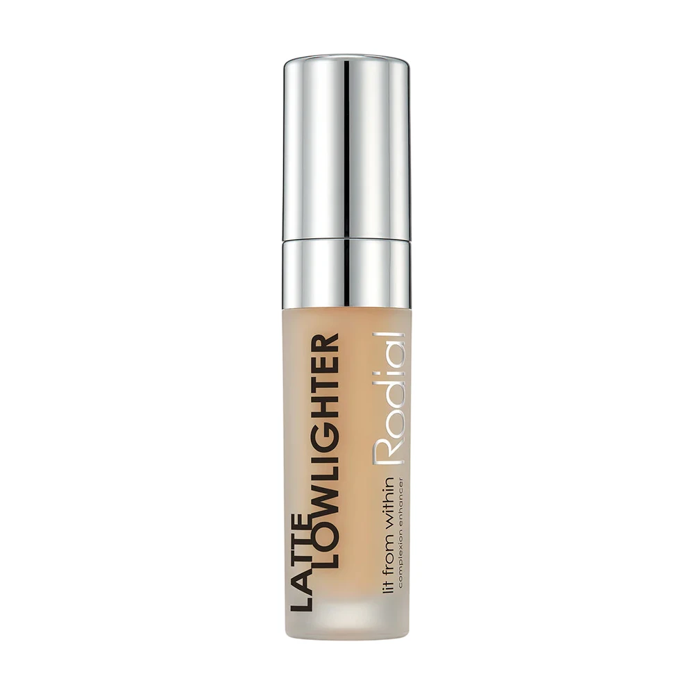 Rodial Lowlighter šviesinamasis skystas šviestuvas „Latte“ veidui, 5,5 ml