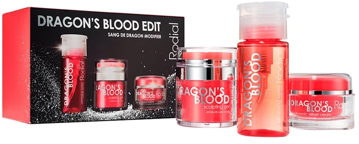 Rinkinys „Rodial“: „Dragon's Blood“ intensyviai drėkinamasis kremas veidui, 50 ml + „Dragon's Blood“ skulptūrinis gelis veidui, 50 ml + „Dragon's Blood“ valomasis micelinis vanduo visiems odos tipams, 100 ml