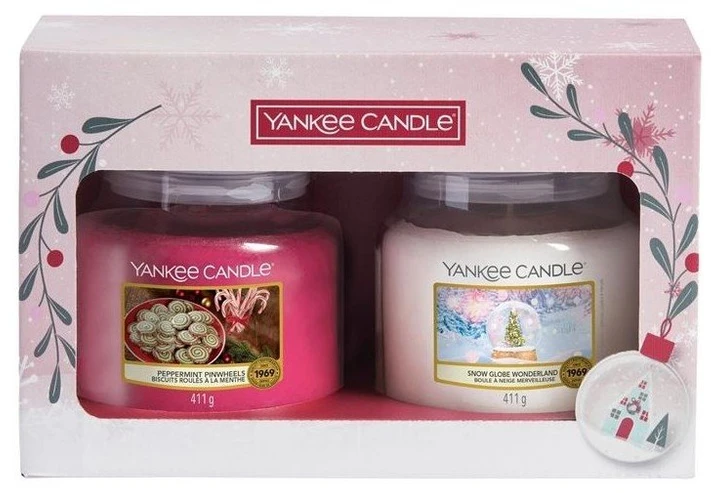 Yankee Candle Kalėdinis rinkinys su vidutinio dydžio "Classic" žvakėmis