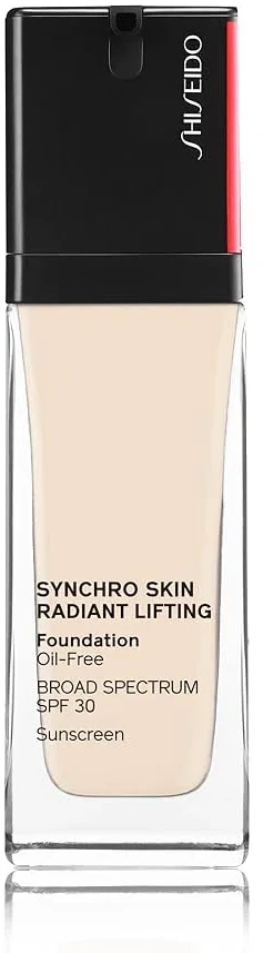 „Shiseido Synchro Skin Radiant Lifting“ skystas makiažo pagrindas, 110 Alabaster SPF 30, 30 ml