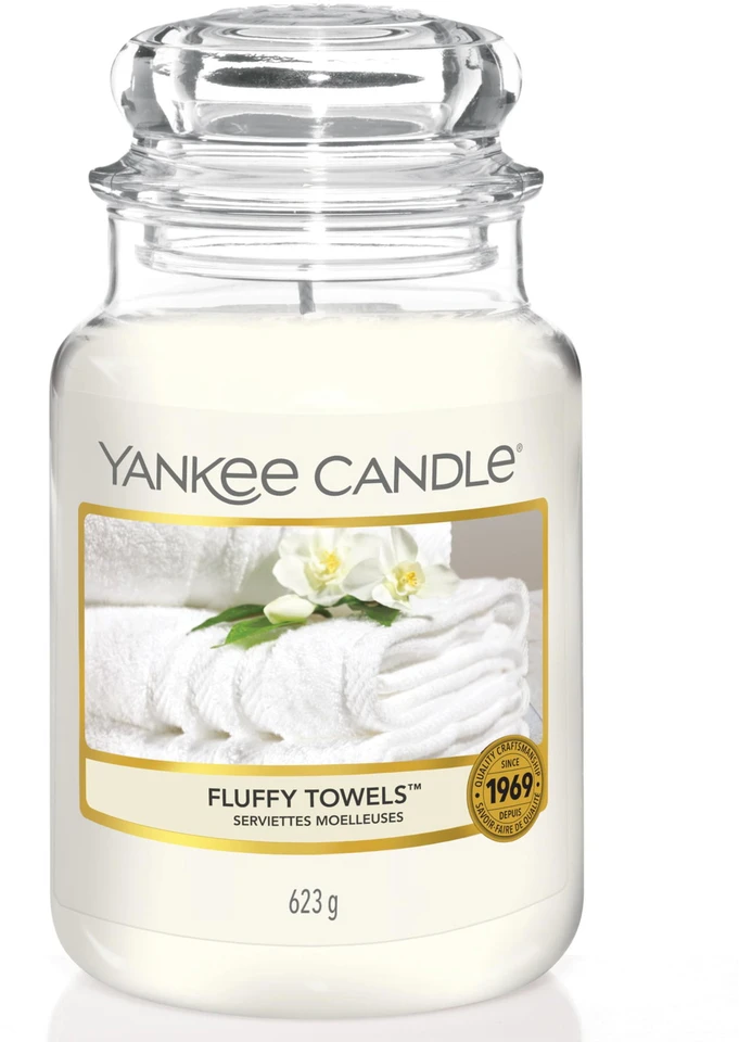 Yankee Candle Fluffy rankšluosčiai kvapioji žvakė unisex, 623 g