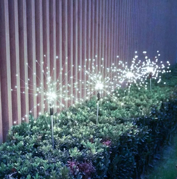 Sodo LED žibintai su saulės kolektoriumi, 2 vnt.