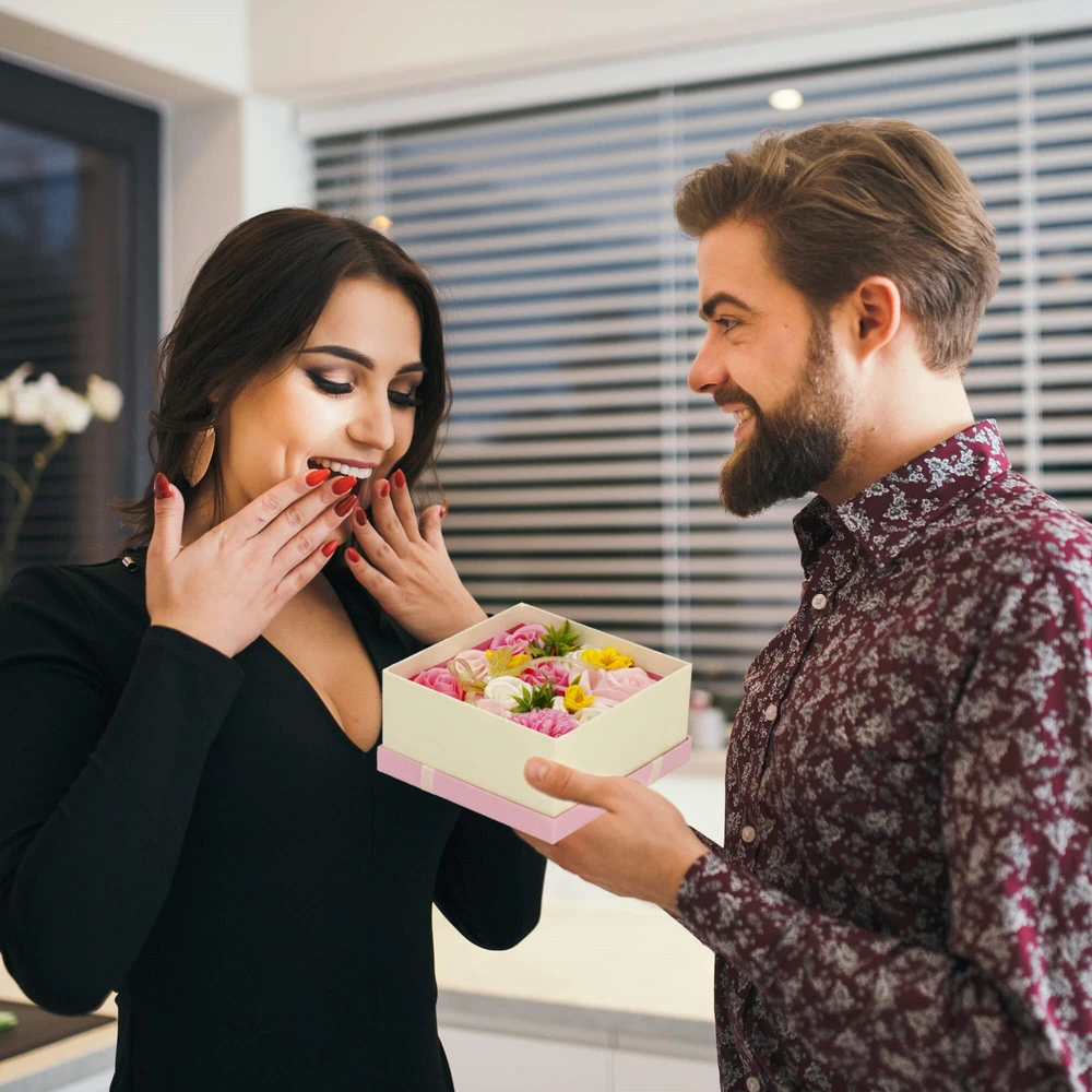 Muilinės rožės Springos HA7446 dovanų dėžutėje